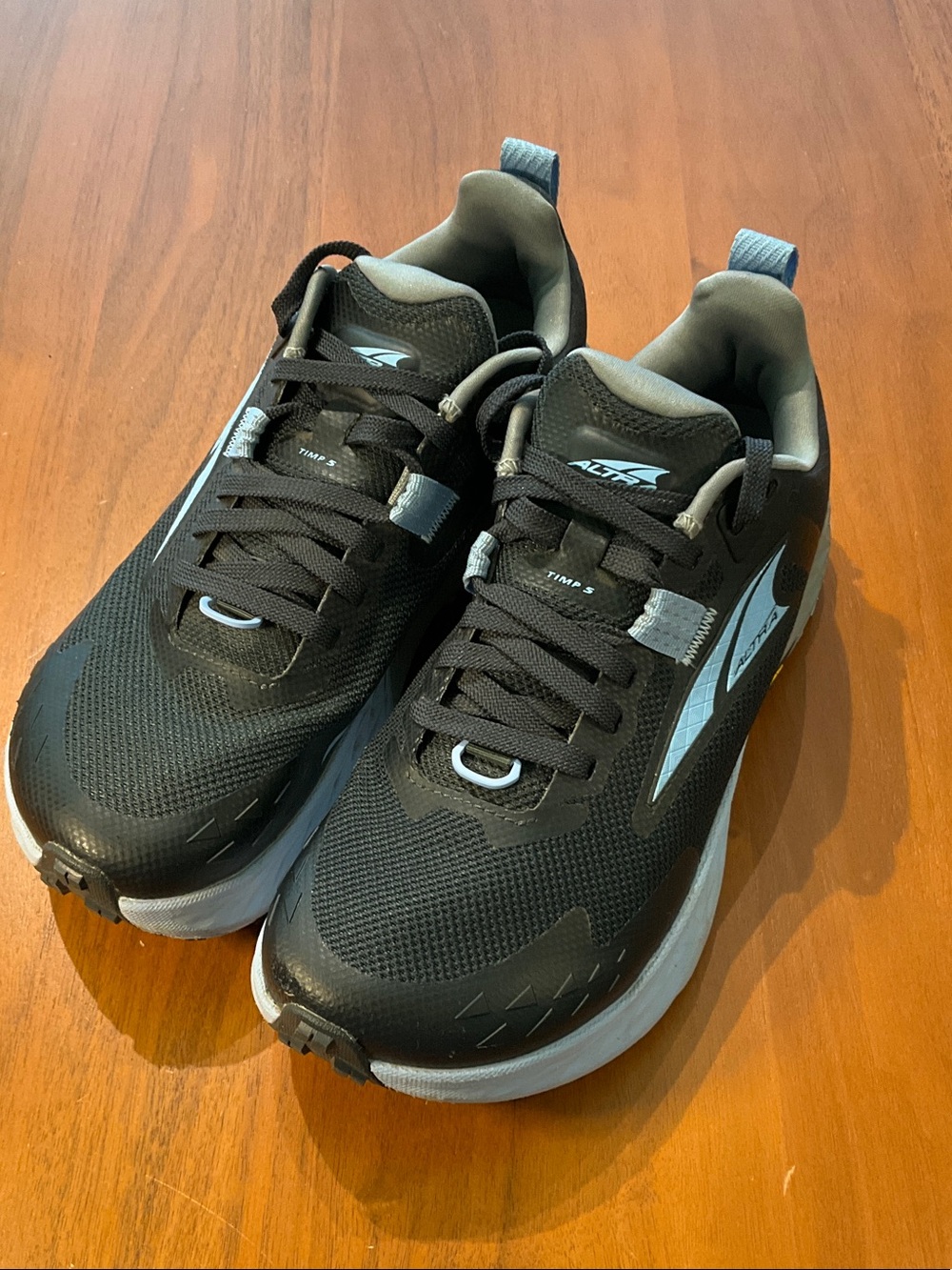 Timp 5 Altra Women’s Black and Gray Athletic Running Shoes